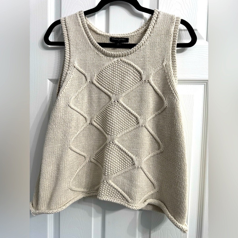 Banana Republic sweater tank